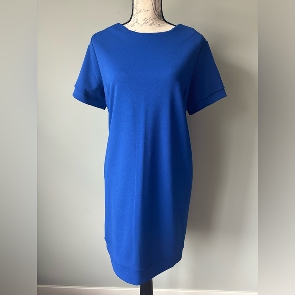 It has POCKETS! Royal blue T-shirt Dress, size M. - Picture 3 of 6